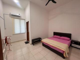 Homestay An-Nisa, KLIA - 8