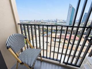 Luxury Riverside Condo with riverside pool - 2