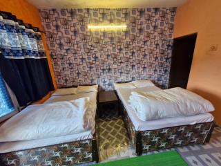 SkyPeak Retreat home stay - 1