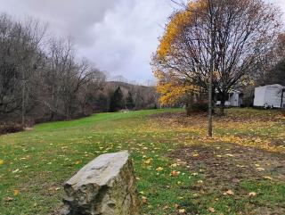 Hillcrest Manor Cottage · Private Hot Tub · - 5