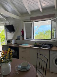 Bungalow vue sur mer avec jacuzzi en pleine nature - 2