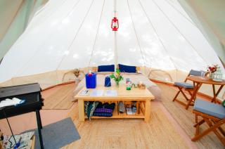 Willow Riverfront Bell Tent - 1