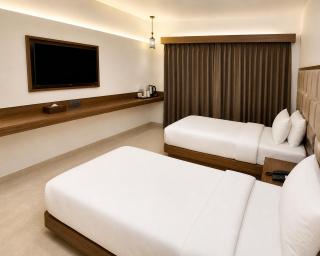 Aveda Estrella - 6