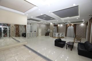 Comfort Hotel - 1