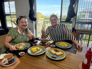 Uncle George's Free Breakfast with Double Room Seaview Direct to the cruise terminal - 6