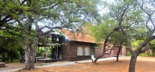 BushRiver Guest House - 1