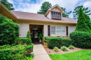The Blue Heron Lakehouse! Superb 6-BR home Logan Martin Lake in charming Lincoln - 3