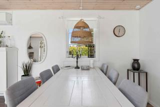 Charming Renovated Holiday Home In Marielyst - 2