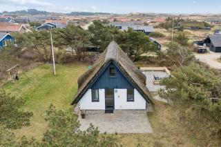 Charming Summer House With A Lovely Large Terrace - 2