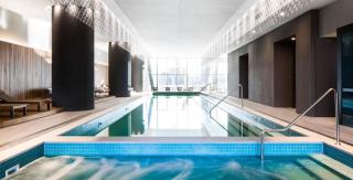 2 Bedroom Prima Pearl Tower with Pool and Private Balcony - 0