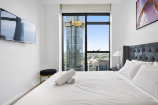 2 Bedroom Prima Pearl Tower with Pool and Private Balcony - 6