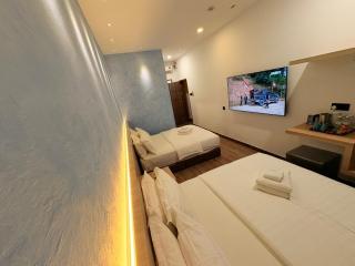 Red's Hotel - Bintulu - 8