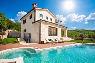 Villa Royal Blue - Happy Rentals - 0