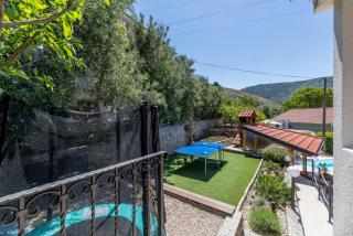 Family holiday house with private heated pool and jacuzzi - 5