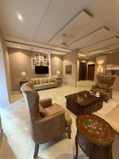 Shelton Hotel Gulberg - 5