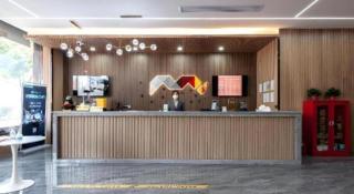 Borrman Hotel Jiangyin Zhouzhuang - 4