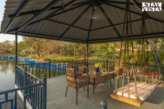 StayVista at Kaimalgarh Aravalli Estate with Pool & Lake View - 7