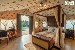 StayVista at Kaimalgarh Aravalli Estate with Pool & Lake View - 1