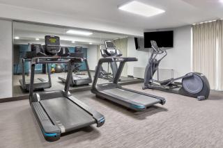 La Quinta by Wyndham Dallas I-35 Walnut Hill Ln - 1