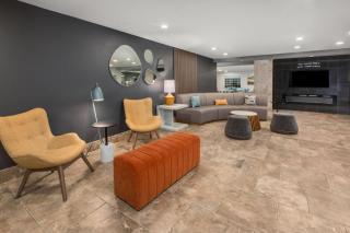 La Quinta Inn & Suites by Wyndham Minot - 6
