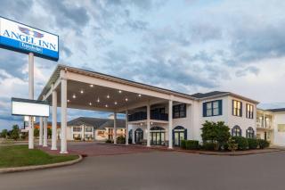 Angel Inn Near IMAX, a Travelodge by Wyndham - 8