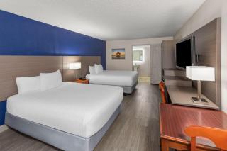 Angel Inn Near IMAX, a Travelodge by Wyndham - 1