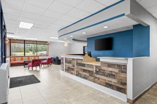 Quality Inn & Suites - 7