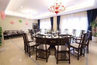 Ramada by Wyndham Sihanoukville Xinhaohui Palace - 2