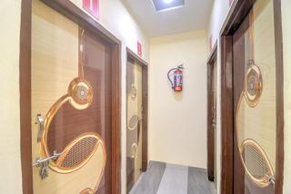 Hotel O The Royal King - 9