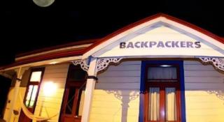 Stables Lodge Backpackers - Napier - 1