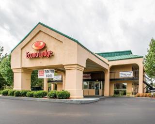 Econo Lodge Troy - 7