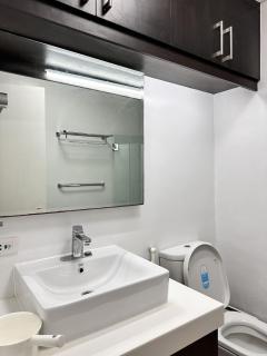 Classy Pico De Loro Myna A 2BR Near Beach and Pool - 1