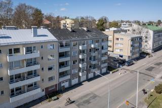 Peaceful & Bright Studio with Balcony in Green Etelä-Haaga - 9