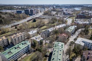 Peaceful & Bright Studio with Balcony in Green Etelä-Haaga - 6