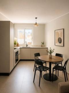Seaview Apartments in St Pauls Bay by Pin It Suites - 8