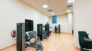 Stylish Waterfront 1BR SeaWorld Views Pool & Gym - 3