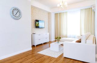 Panoramic city view 1BD spacious flat - 4