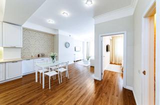Panoramic city view 1BD spacious flat - 2