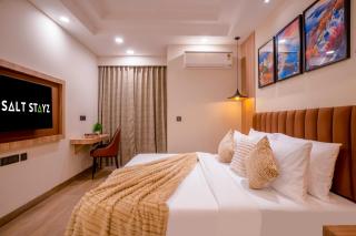 Saltstayz Premier Millennium City Centre - 4