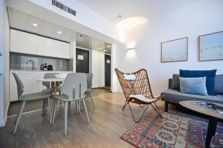 Trumpeldor 1 Premium Beachfront Apartments By Vacay - 9