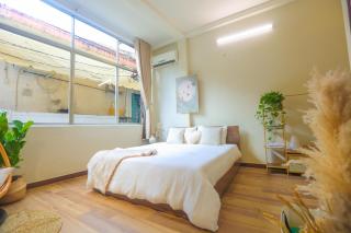 Liam House - 7