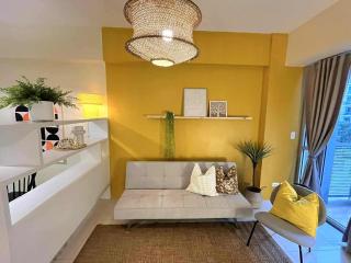 NAIA Stay 1BR One Palm Tree Villas Newport Balcony - 0