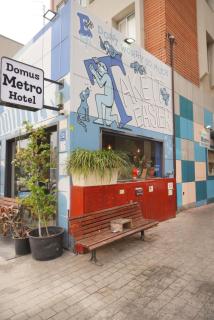 Domus Metro Hotel - 9