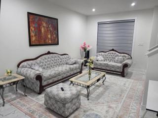 The Blessed Family Home-2Bed rooms 2washrooms - 9