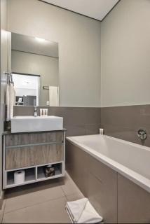 Michelle St, Sandton, Johannesburg, Gauteng - 2