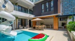 Island Skylight Resort - 1