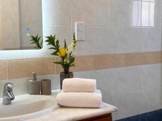 Villa Aelia by the Sea - 4