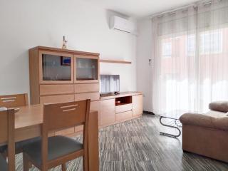 HomeHolidaysRentals Pineda II - 0