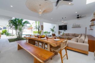 Villa Kleoa - Luxury 4BR Villa Walking Distance to Seseh Beach - 6