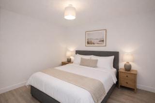 Bh2Beach House,4mins to the beach, centrally located, group stays - Bournemouth - 7